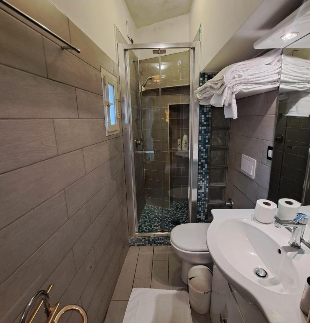 Guide Tour Apartments Napoli Eksteriør billede