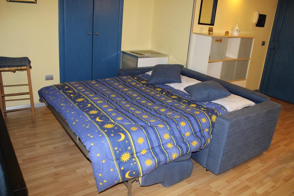 Guide Tour Apartments Napoli Eksteriør billede