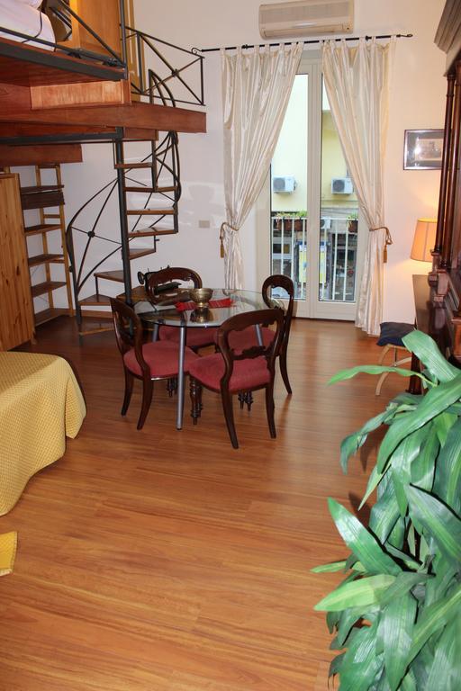 Guide Tour Apartments Napoli Eksteriør billede