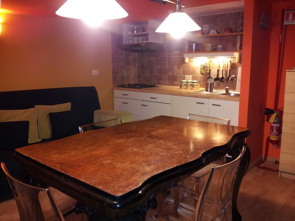 Guide Tour Apartments Napoli Eksteriør billede